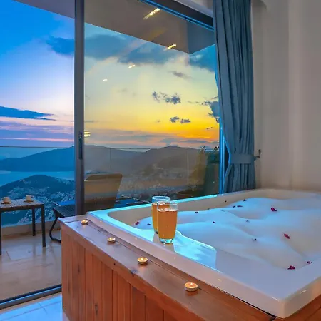 فيلة Eco Royal View كالكان