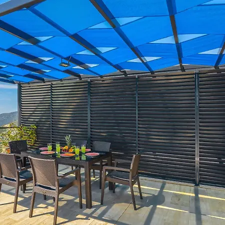 Eco Royal View