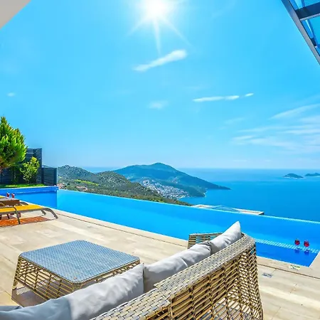 Eco Royal View فيلة كالكان